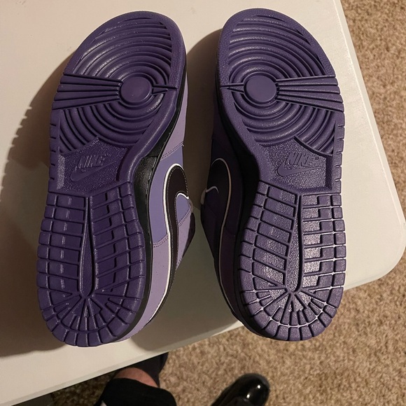 Nike dunk low sb purple lobster size 13.5 for more like a 13 - Picture 3 of 7